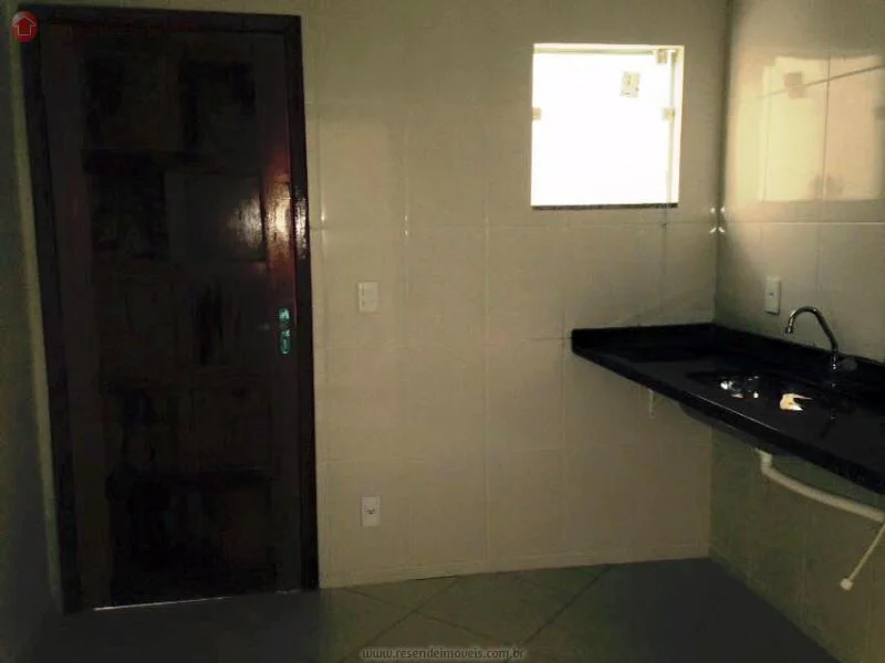 Foto 6 de 10 - Casa para venda em Jardim do Sol